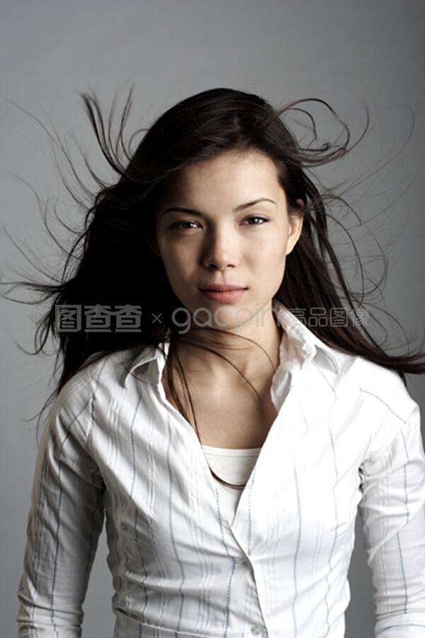 伊在人线永久免费观看区 热门4